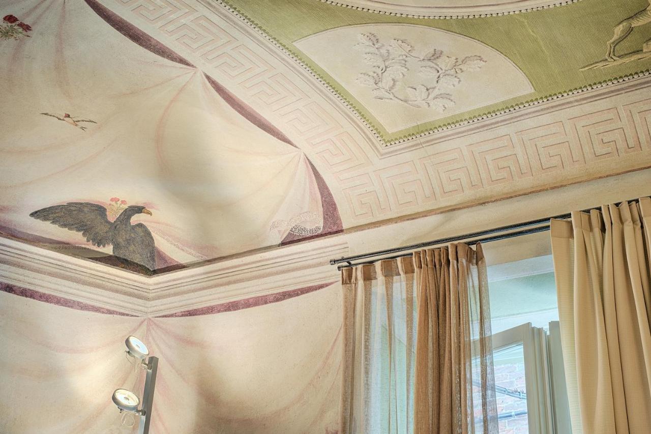 Residenza D'Epoca Le Aquile Bed & Breakfast Siena Exterior photo