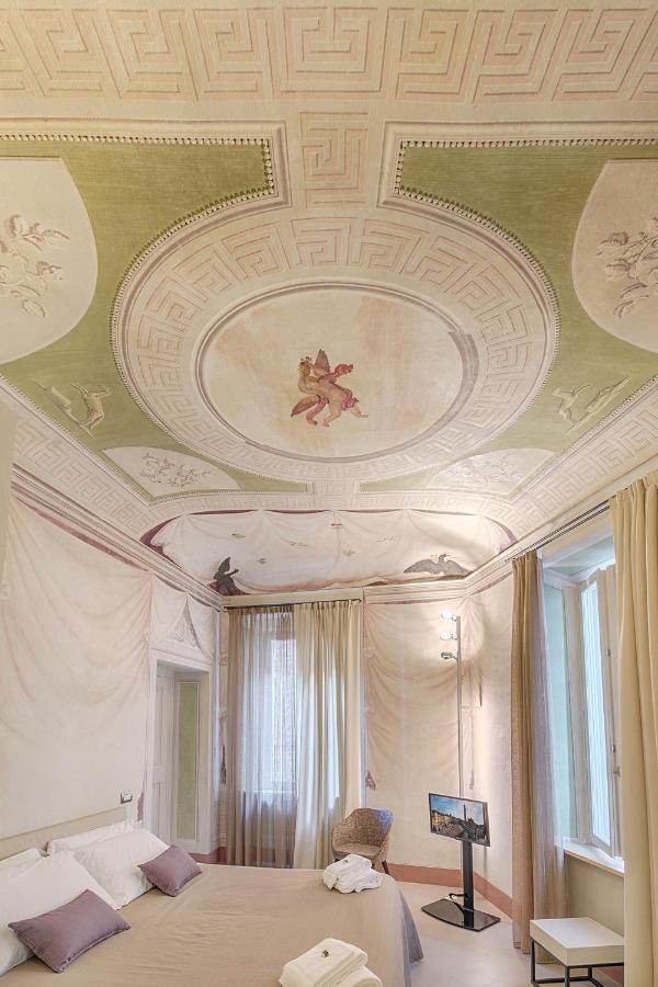 Residenza D'Epoca Le Aquile Bed & Breakfast Siena Exterior photo