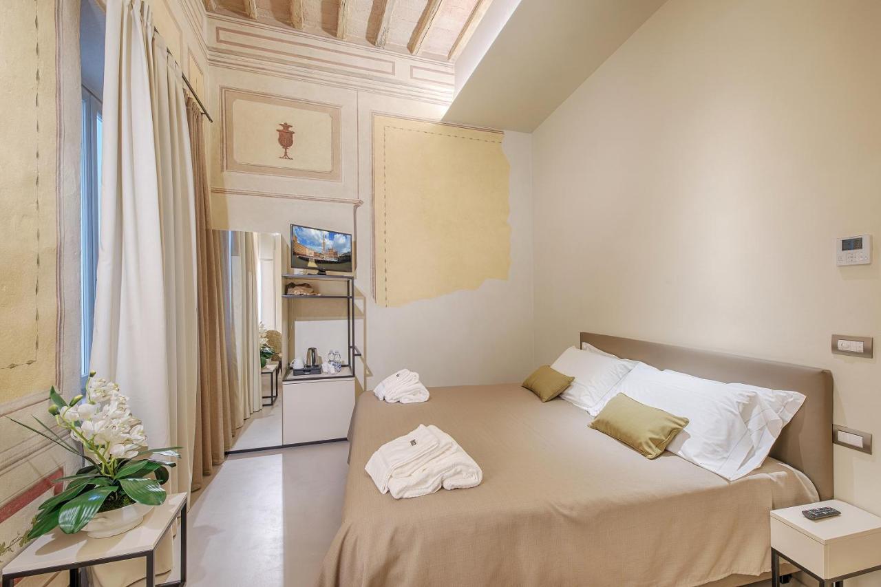 Residenza D'Epoca Le Aquile Bed & Breakfast Siena Exterior photo