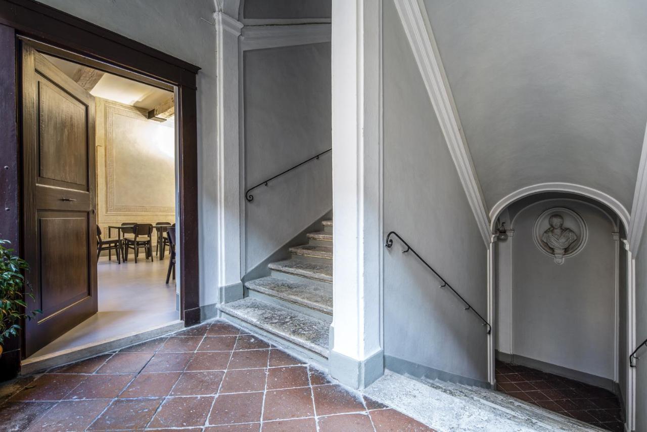 Residenza D'Epoca Le Aquile Bed & Breakfast Siena Exterior photo